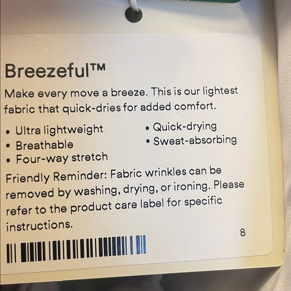 NWT HALARA  Breezeful set S
Shorts have side pocket 
Built in bra  comfy - Picture 6 of 6